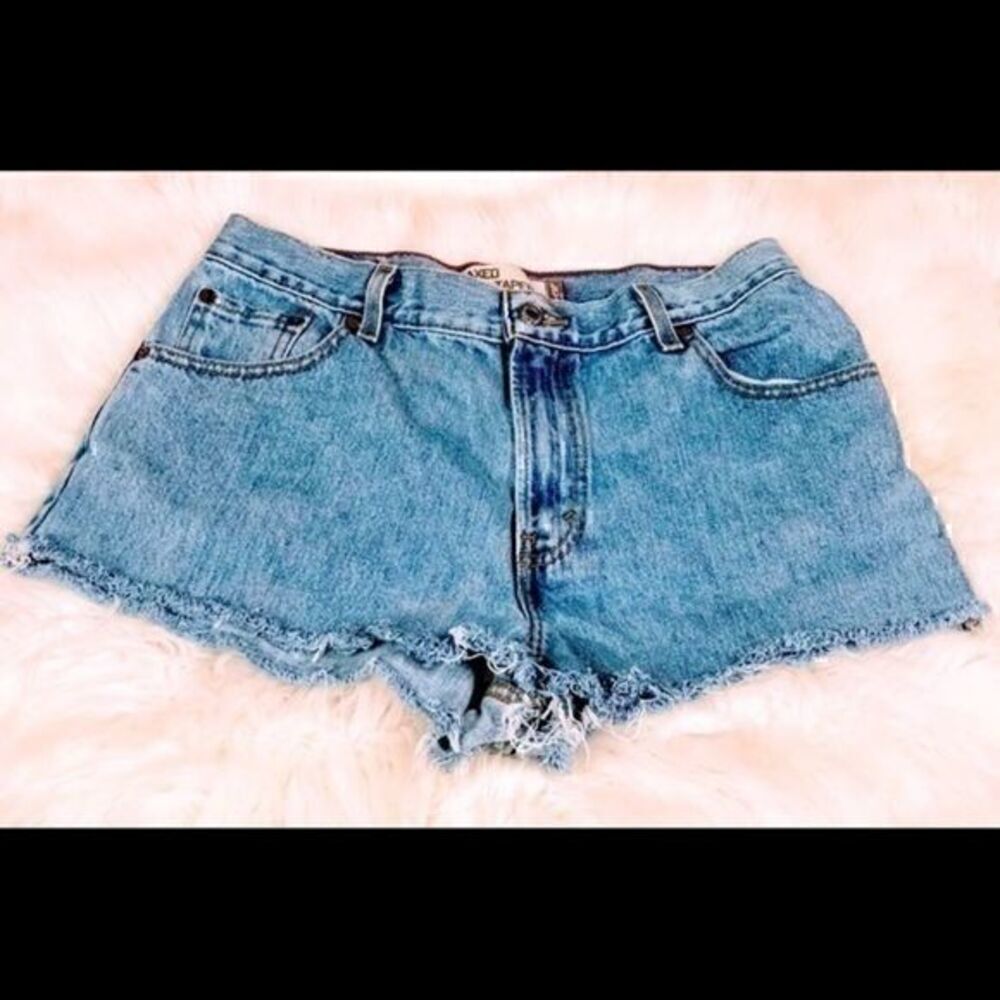 Levis Cut off highrise mom shorts size 12